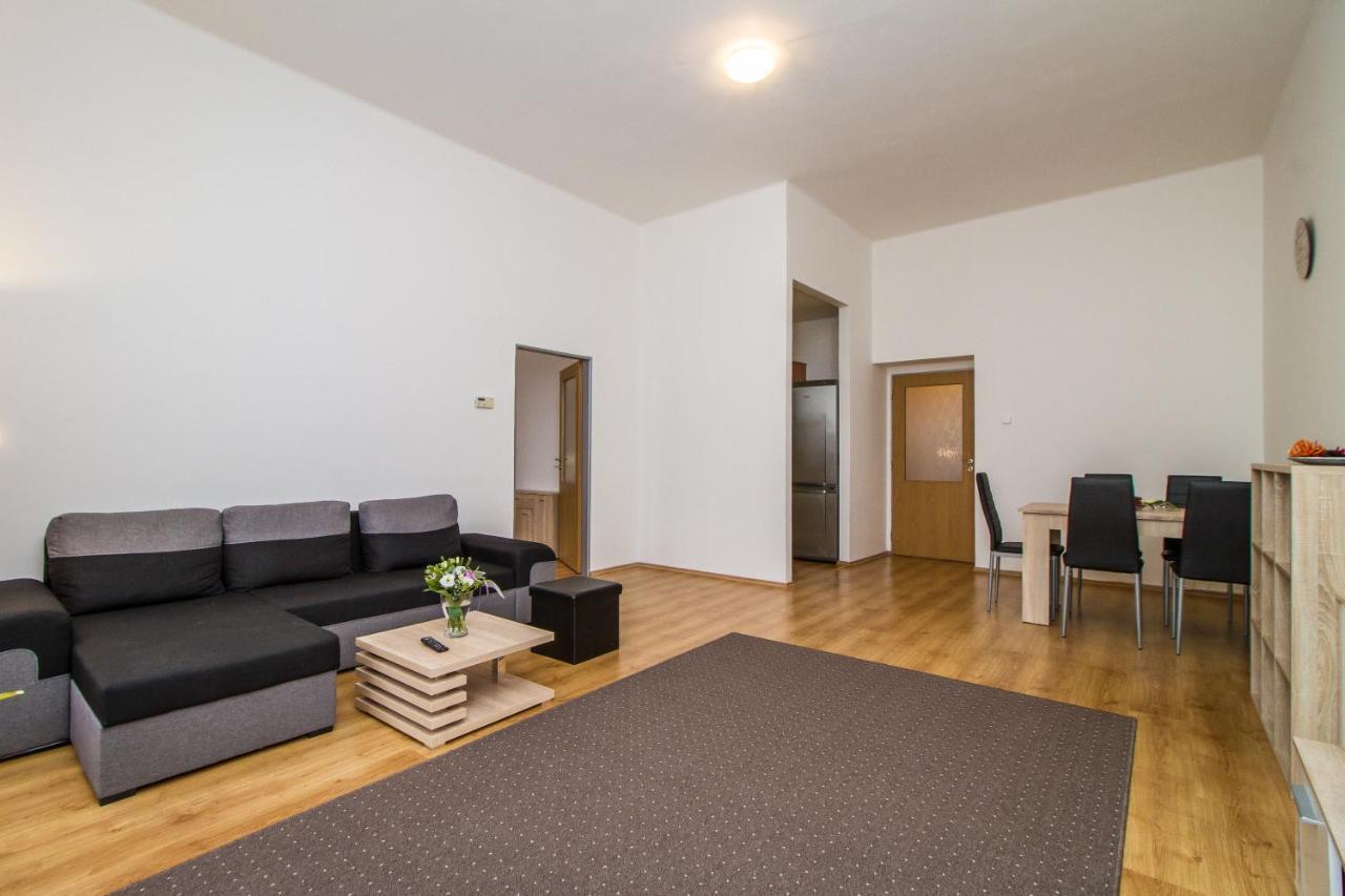 קונטה הורה Silver Apartments מראה חיצוני תמונה