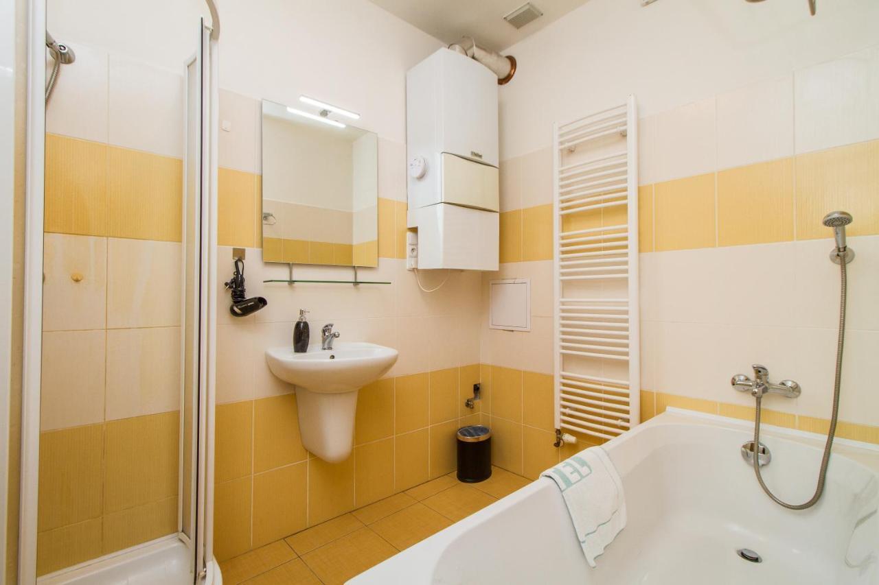 קונטה הורה Silver Apartments מראה חיצוני תמונה