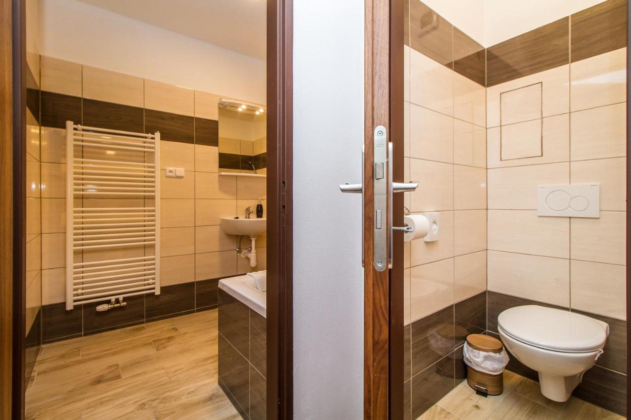 קונטה הורה Silver Apartments מראה חיצוני תמונה